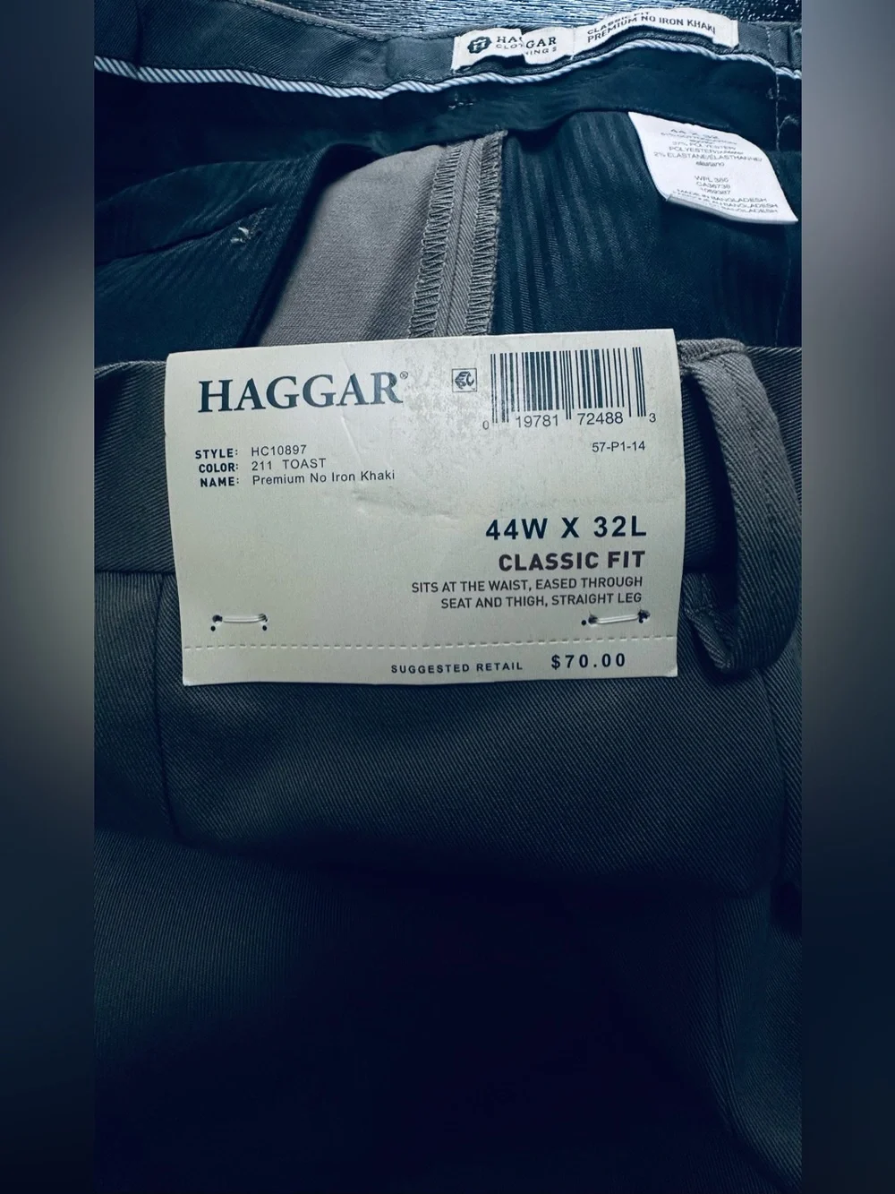 Haggar Premium Mens Khaki Pleat Classic Fit Pants 44WX32L Toast (Dark Beige) New